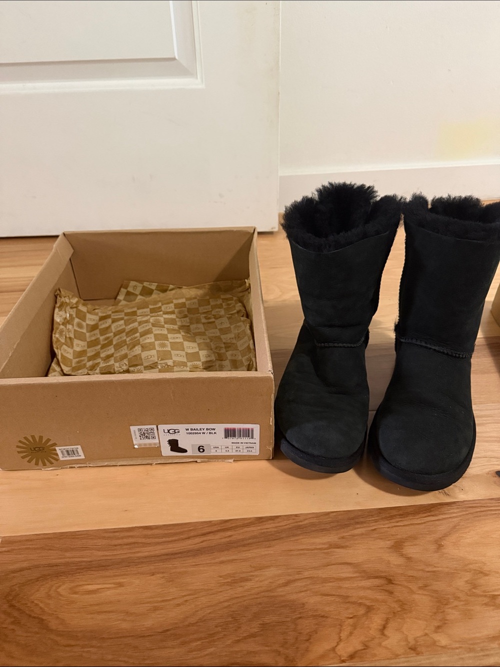 UGG Black Short Shearling-Lined Boots